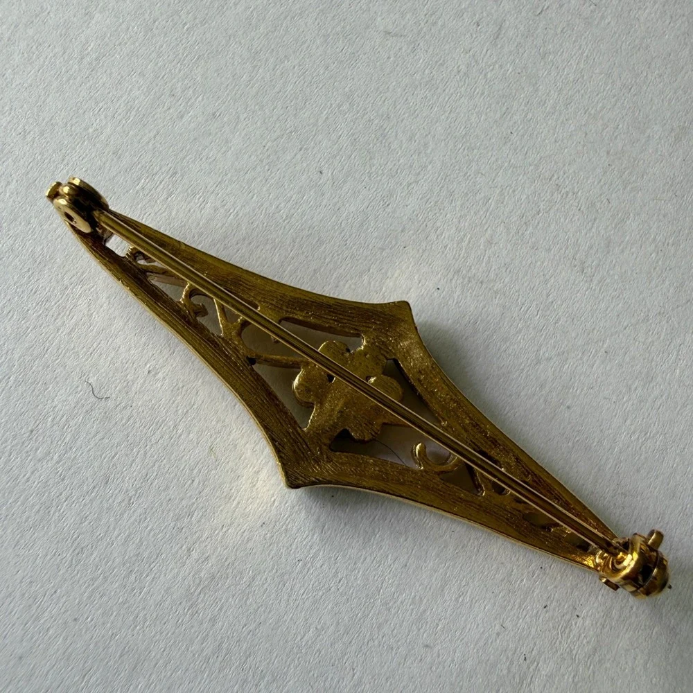 N/A vintage gold